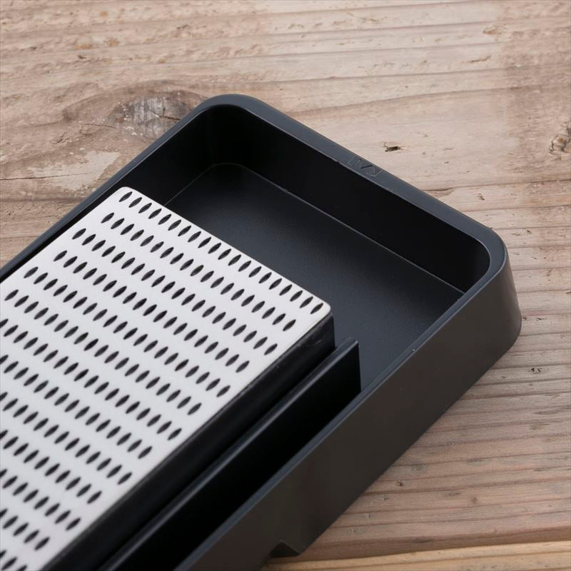 KAI Diamond Rectangular Whetstone, Diamond Rectangular Whetstone 94 x 254 x 40 mm, 322 g, Made in China, 9.4 x 25.4 x 4 cm and 322 g, Standard