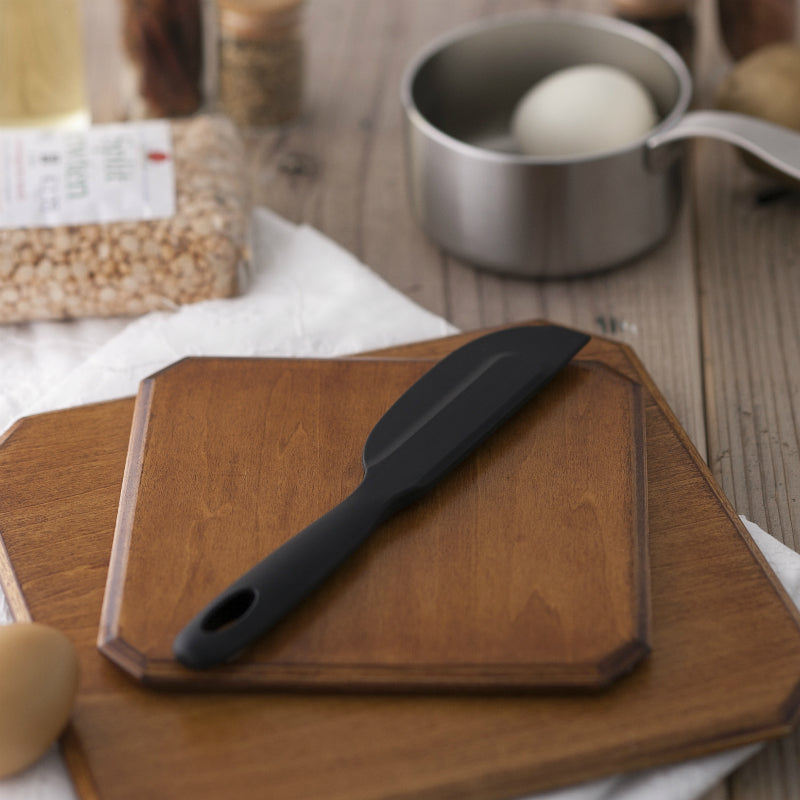 KAI Cooking Expert Silicone Crescent Curve Turner, Cooking Expert Silicone Crescent Curve Turner 230 x 42 x 13 mm, 61 g, Made in China, 23 x 4.2 x 1.3 cm and 61 g, Standard