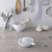 KAI SELECT100 Lemon Squeezer, SELECT100 Lemon Squeezer 143 x 127 x 50 mm, 272 g, Made in Japan, 14.3 x 12.7 x 5 cm and 272 g, Standard