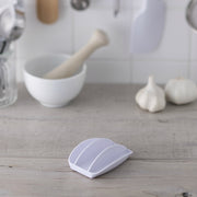 KAI SELECT100 Finger Guard, SELECT100 Finger Guard 92 x 73 x 31 mm, 36 g, Made in China, 9.2 x 7.3 x 3.1 cm and 36 g, Standard