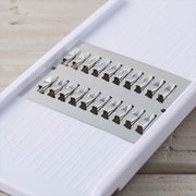 KAI SELECT100 Thick Julienne Slicer (3x3mm), SELECT100 Thick Julienne Slicer (3x3mm) 278 x 92 x 19 mm, 100 g, Made in China, 27.8 x 9.2 x 1.9 cm and 100 g, Standard