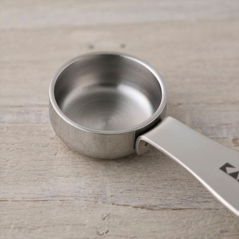 KAI SELECT100 Measuring Spoon 2.5ml (1/2 Teaspoon), SELECT100 Measuring Spoon 2.5ml (1/2 Teaspoon) 135 x 22 x 9 mm, 18 g, Made in China, 13.5 x 2.2 x 0.9 cm and 18 g, Standard