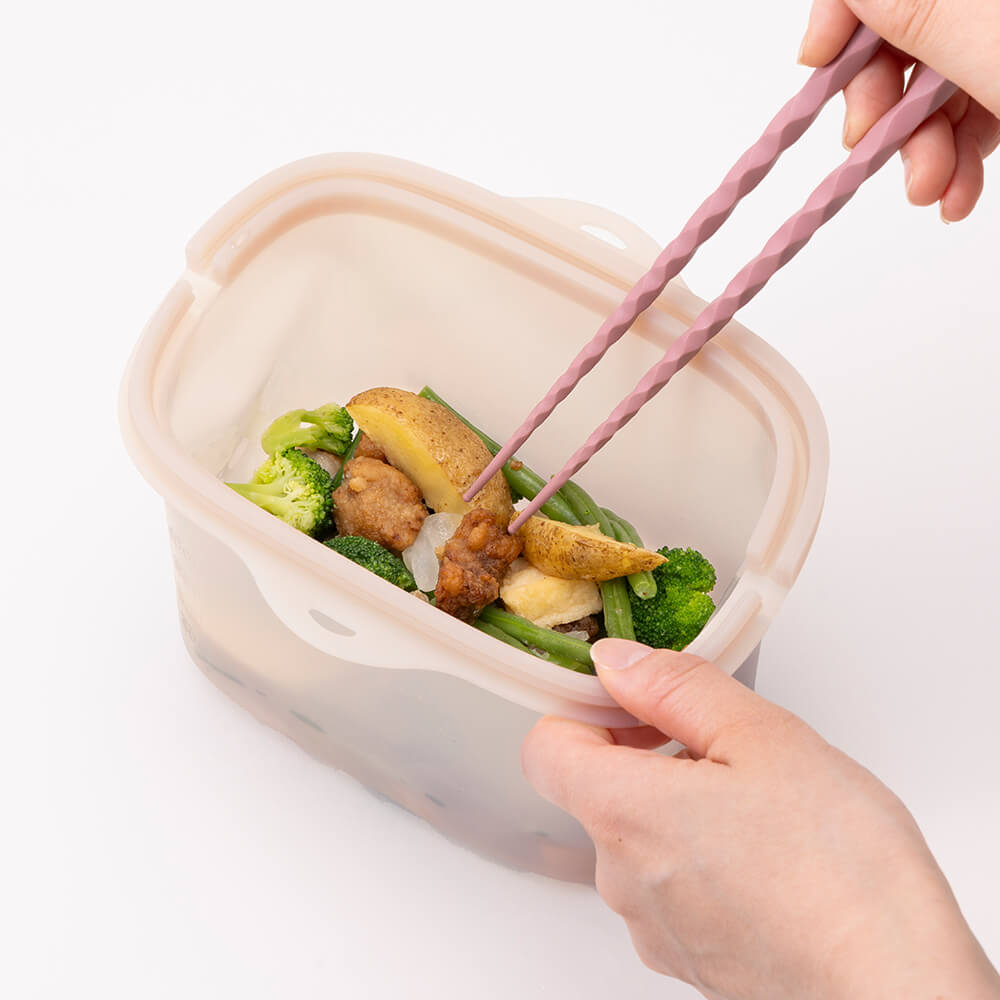 KAI Wide-Opening Multi Silicone Bag 1000ml Beige Gray, Wide-Opening Multi Silicone Bag 1000ml Beige Gray 130 x 220 x 85 mm, 146 g, Made in China, 13 x 22 x 8.5 cm and 146 g, beige gray