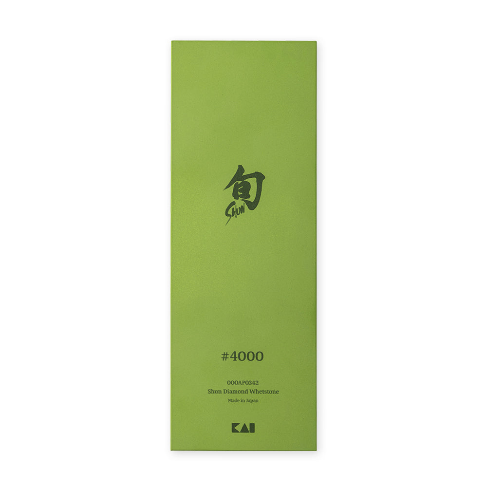 KAI Shun Diamond Whetstone #4000, Shun Diamond Whetstone #4000 210 x 75 x 16 mm, 677 g, Made in Japan, 21 x 7.5 x 1.6 cm and 677 g, Standard
