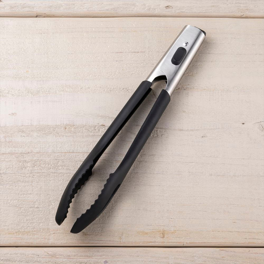 KAI SELECT100 Silicone Tongs 24cm, SELECT100 Silicone Tongs 24cm 240 x 38 x 42 mm, 122 g, Made in China, 24 x 3.8 x 4.2 cm and 122 g, Standard