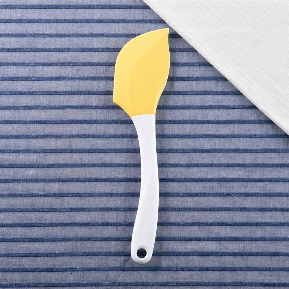 KAI Little Chef Club Cake Cleaner, Little Chef Club Cake Cleaner 250 x 60 x 11 mm, 67 g, Made in China, 25 x 6 x 1.1 cm and 67 g, Standard