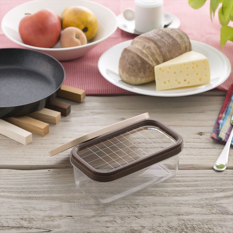 KAI Butter 5g Cutting Storage Case, Butter 5g Cutting Storage Case 165 x 95 x 68 mm, 146 g, Made in Japan, 16.5 x 9.5 x 6.8 cm and 146 g, Standard