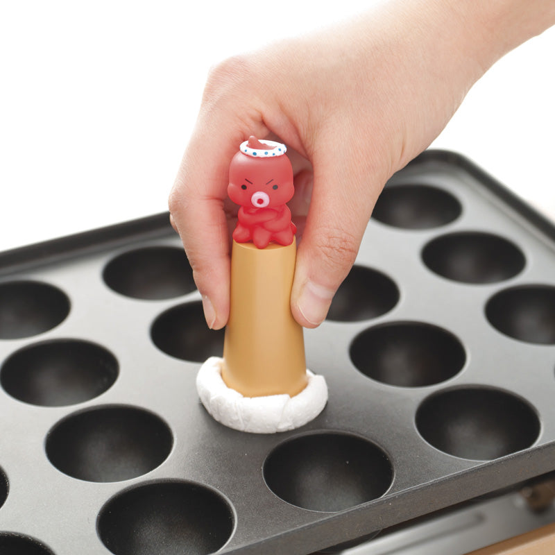 KAI Maido Honpo Tako-chan Oil Applicator for Kitchen Paper, Maido Honpo Tako-chan Oil Applicator for Kitchen Paper 257 x 70 x 33 mm, 68 g, Made in China, 25.7 x 7 x 3.3 cm and 68 g, Standard