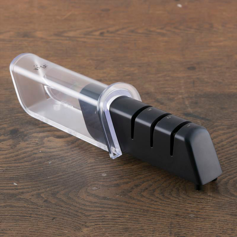 KAI Seki Magoroku Diamond & Ceramic Sharpener, Seki Magoroku Diamond & Ceramic Sharpener 141 x 51 x 55 mm, 96 g, Made in Japan, 14.1 x 5.1 x 5.5 cm and 96 g, Standard