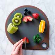 KAI Round Cutting Board, Charcoal Gray, S (25 cm), Round Cutting Board, Charcoal Gray, S (25 cm) 290 x 250 x 10 mm, 372 g, Made in Taiwan, 29 x 25 x 1 cm and 372 g, Charcoal Gray