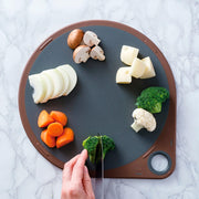 KAI Round Cutting Board, Charcoal Gray, M (30 cm), Round Cutting Board, Charcoal Gray, M (30 cm) 350 x 300 x 10 mm, 540 g, Made in Taiwan, 35 x 30 x 1 cm and 540 g, Charcoal Gray
