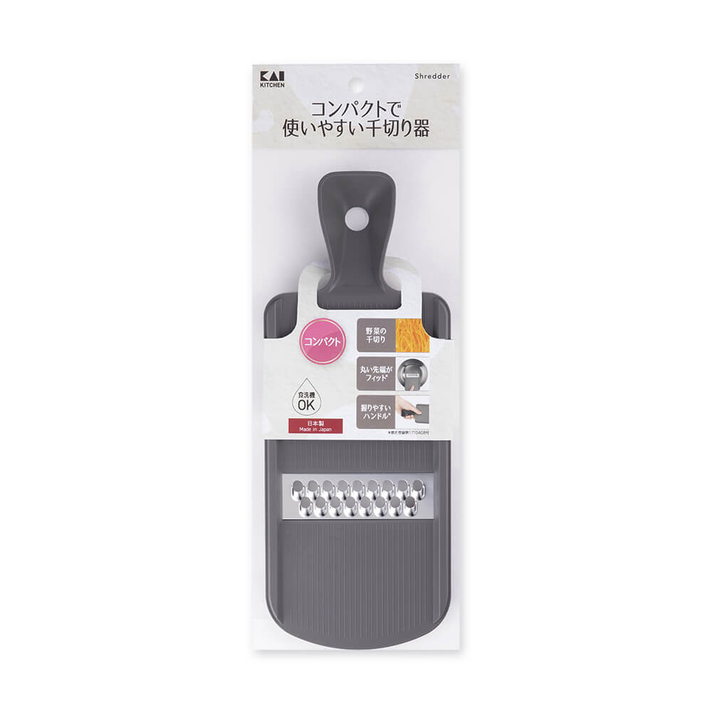 KAI Compact Julienne Slicer, Compact Julienne Slicer 240 x 94 x 21 mm, 70 g, Made in Japan, 24 x 9.4 x 2.1 cm and 70 g, Standard
