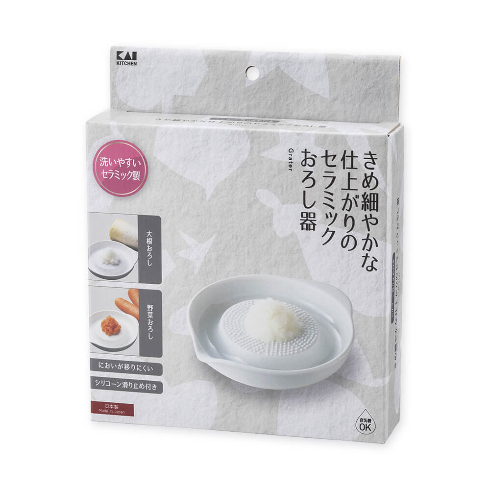 KAI Ceramic Grater with Non-Slip Base, Ceramic Grater with Non-Slip Base 165 x 188 x 30 mm, 475 g, Made in Japan, 16.5 x 18.8 x 3 cm and 475 g, Standard