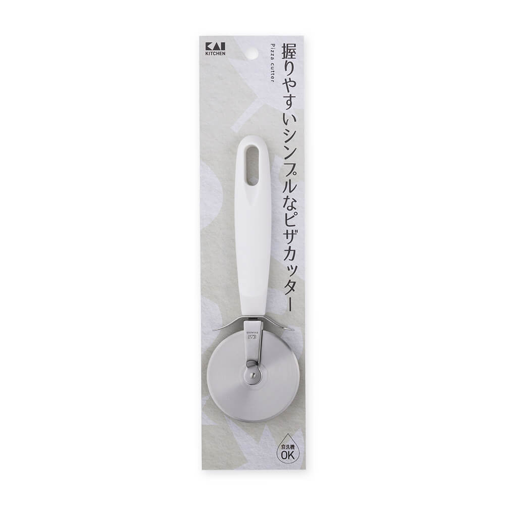 KAI Pizza Cutter, Pizza Cutter 175 x 58 x 15 mm, 60 g, Made in China, 17.5 x 5.8 x 1.5 cm and 60 g, Standard