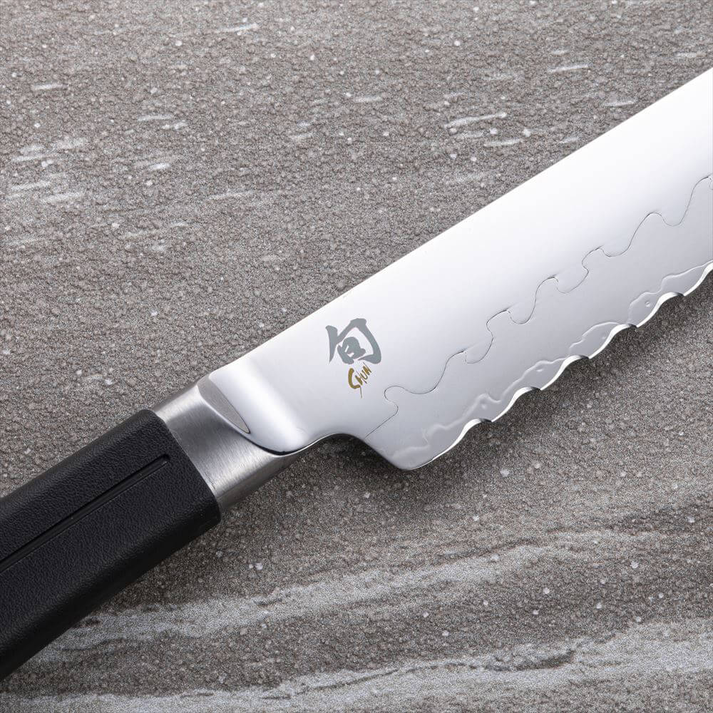 KAI Shun Sora bread knife 225mm, Shun Sora bread knife 225mm, 350 x 35 x 19 mm Overall, About 135 g, Made in Japan, 35 x 3.5 x 1.9 cm and 135 g, Standard