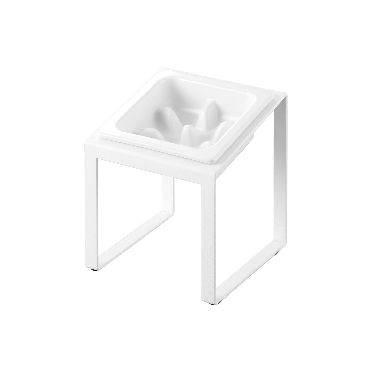 Yamazaki Nooks Slanted Slow-Feeder Pet Bowl Stand Nooks H17.6 Single, Tall Slanted Stand With a Bumped Ceramic Bowl That Slows Fast Eaters and Is Easy on Tall Pets, 180 mL in the Stand, 280 mL Flat, 15 x 15.5 x 17.6 cm and 950 g, White or Black