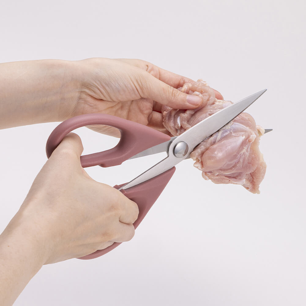KAI Nuatone Kitchen Scissors Old Raspberry, Nuatone Kitchen Scissors Old Raspberry 222 x 90 x 15 mm, 121 g, Made in China, 22.2 x 9 x 1.5 cm and 121 g, old raspberry