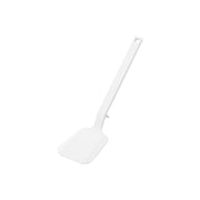 Yamazaki Tower Silicone Turner S, Compact 25 cm Silicone Turner That Flips Food Without Scratching Pans and Grips Without Slipping, Heat Safe to 220 C, Dishwasher Safe, 7 x 5 x 25 cm and 50 g, White or Black