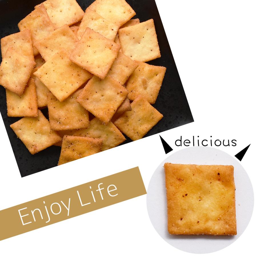 Maeda Seika Grilled Shrimp Sweet And Spicy Chili Crackers, 35 g