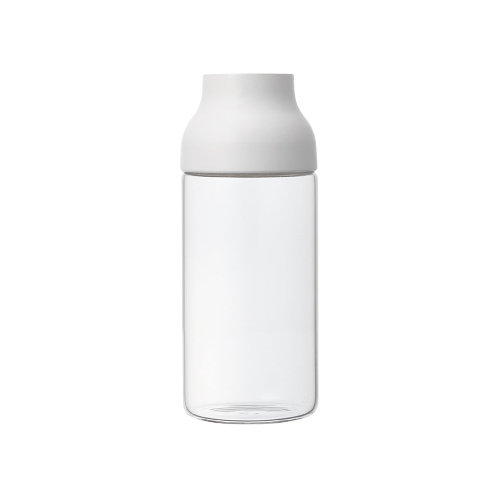 KINTO CAPSULE Heat-Resistant Glass Carafe, CAPSULE Heat-Resistant Glass Carafe In White Holding 700 mL, Microwave and dishwasher safe, Made in China, 8.5 x 8.5 x 21 cm and 380 g, White