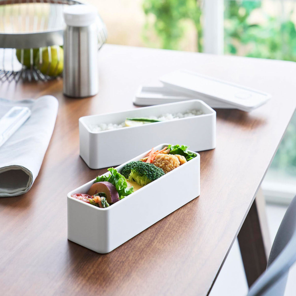 Yamazaki Tower Slim Two-Tier Airtight Lunch Box 400 mL x 2, Slim Two-Tier Lunch Box with Two 400 mL Compartments for Rice and Sides, Push-Valve Seal, Microwave and Dishwasher Safe, 18.3 x 6.1 x 10 cm (two tiers) and 310 g, White or Black