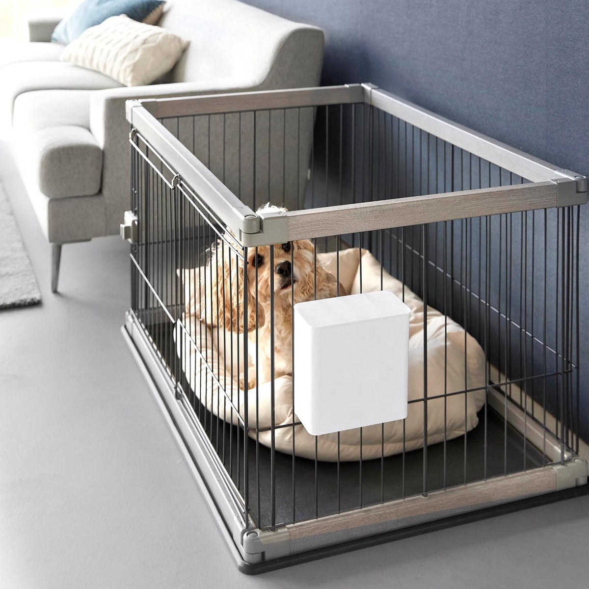 Yamazaki Nooks Pet Cage Sealed Trash Can, Small 1.8 L Sealed Trash Can That Attaches to a Pet Cage Where You Like and Takes Waste on the Spot, Gusseted Bags 19 cm Wide or More, Holds 1.5 kg, 17 x 11.9 x 17.2 cm and 355 g, White or Black