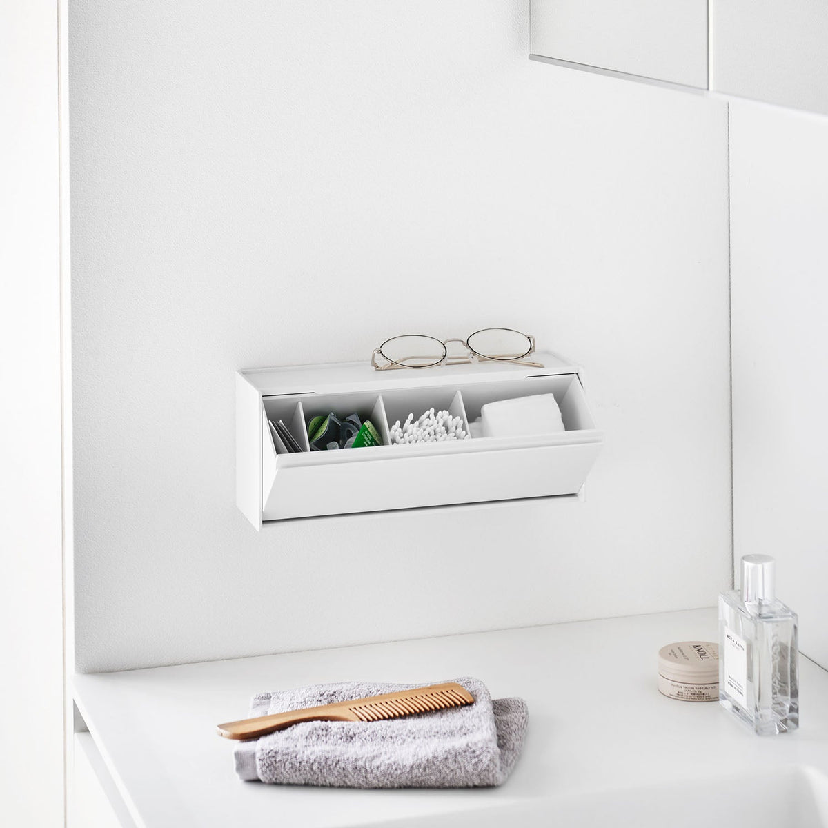 Yamazaki Tower Wall-Mounted Washroom Case with Dividers, Wall Case with a Slanted Flap that Hides Washroom Small Items and Cosmetics, Pins Included, 26 x 8 x 10.6 cm and 460 g, White or Black