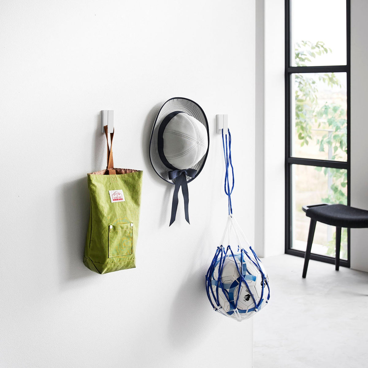 Yamazaki Tower Wall Hooks Set of 3 for Plasterboard Walls, Set of Three Small Wall Hooks Fixed With Plasterboard Pins That Leave Hard-to-See Holes, Hang a Bag or Coat at the Entry, Holds 2 kg Each, 2.4 x 3 x 6.5 cm each and 150 g, White or Black