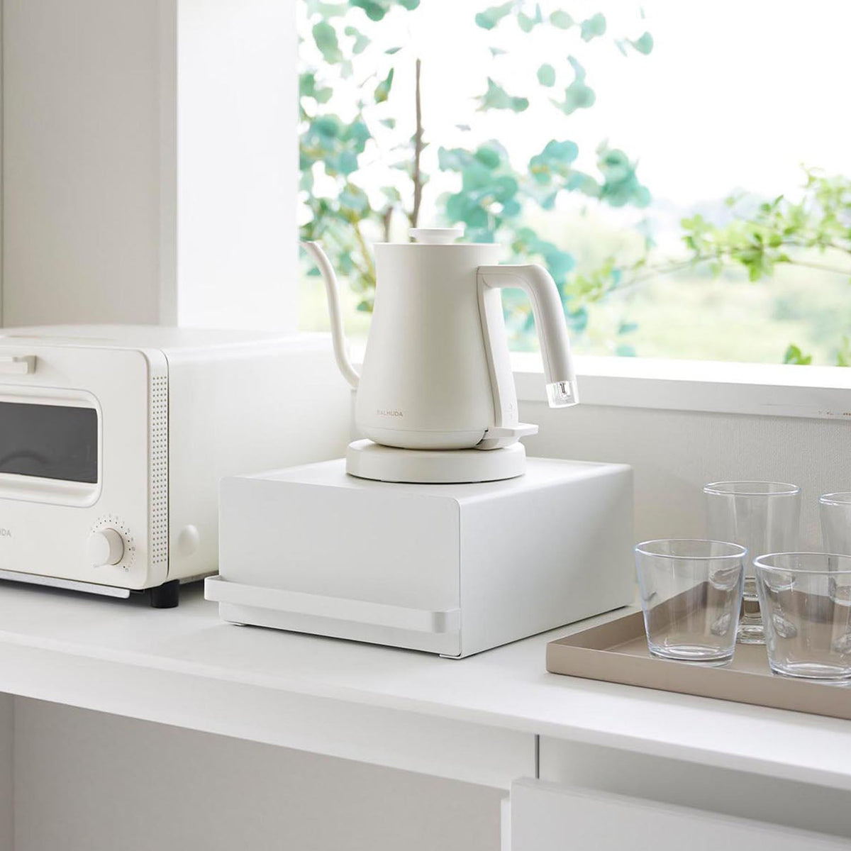Yamazaki Tower Under-Appliance Rack with Drawer, Rack That Lifts an Electric Kettle and Gives You a Drawer Below for Small Items, Magnetic Divider Goes Where You Like, Holds 5 kg, 22.2 x 27.5 x 11.5 cm and 2800 g, White or Black