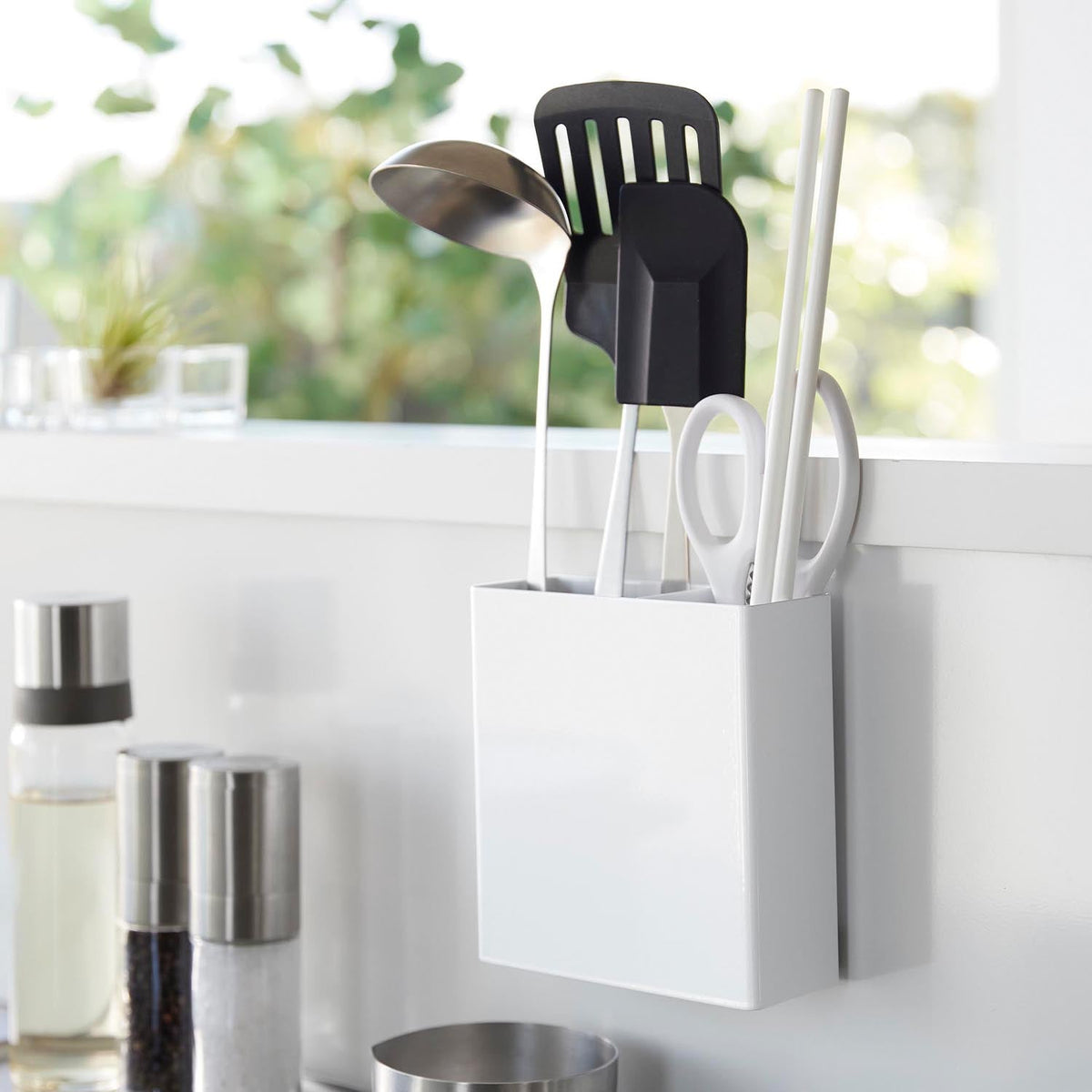 Yamazaki Tower Film-Hook Kitchen Tool Holder, Two-Slot Holder That Sticks to a Kitchen Panel, Tile or Glass Refrigerator Door by Film Hook, Holds 2 kg, 13.5 x 5.5 x 14 cm and 490 g, White or Black