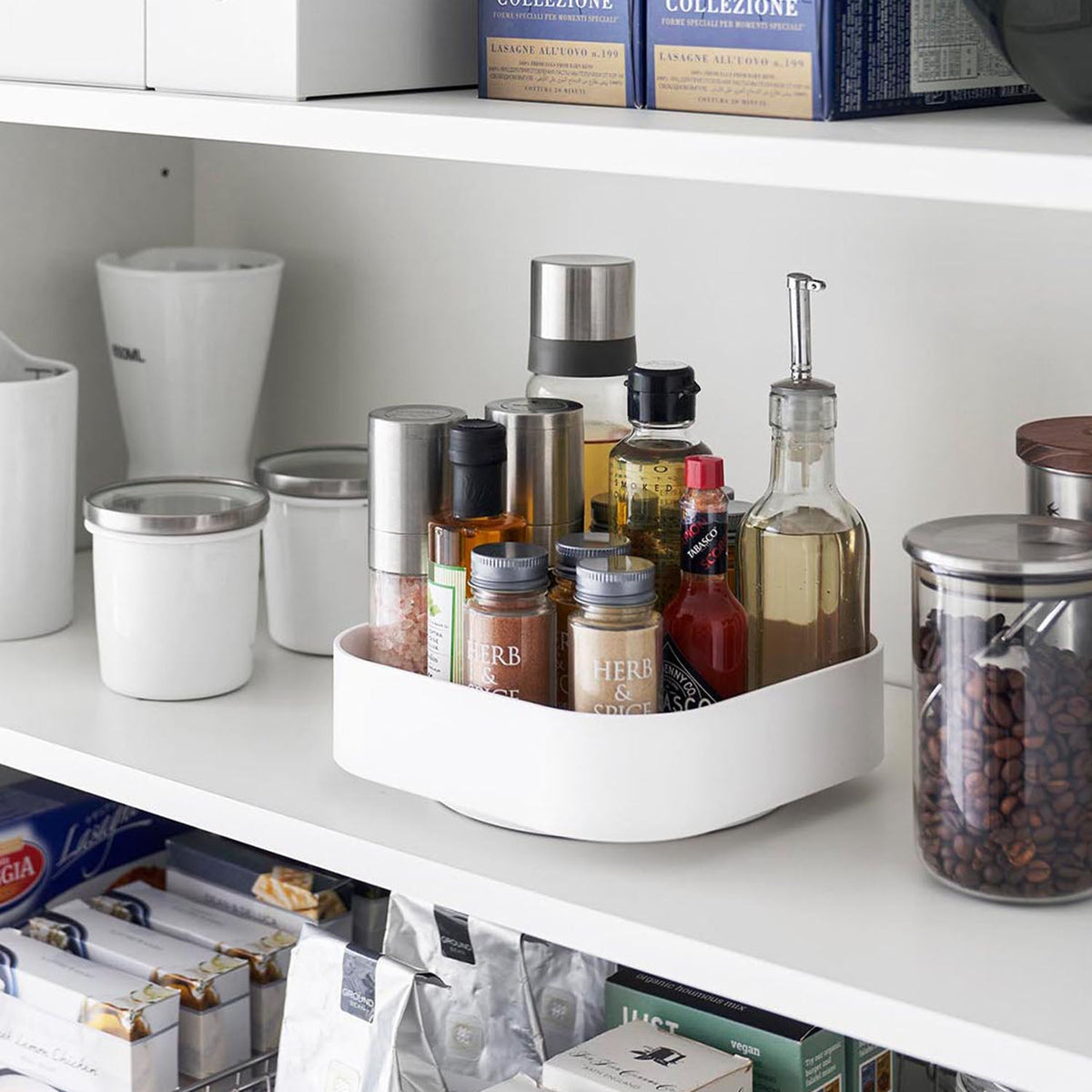 Yamazaki Tower Rotating Storage Rack Square, Square Turntable That Spins 360 Degrees So You Can Reach Items at the Back, Turns Smoothly With Heavy Jars, Raised Rim Keeps Things In, Holds 4 kg, 20 x 20 x 6.3 cm and 300 g, White or Black