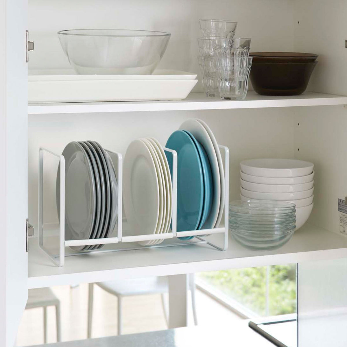 Yamazaki Tower Wide Dish Rack L, Wide Rack That Stands 20 to 24 cm Plates Upright in a Cupboard So They Do Not Touch and Come Out Smoothly, Silicone Stoppers Stop Sliding, Holds 9 kg, 33 x 16.5 x 20 cm and 610 g, White or Black