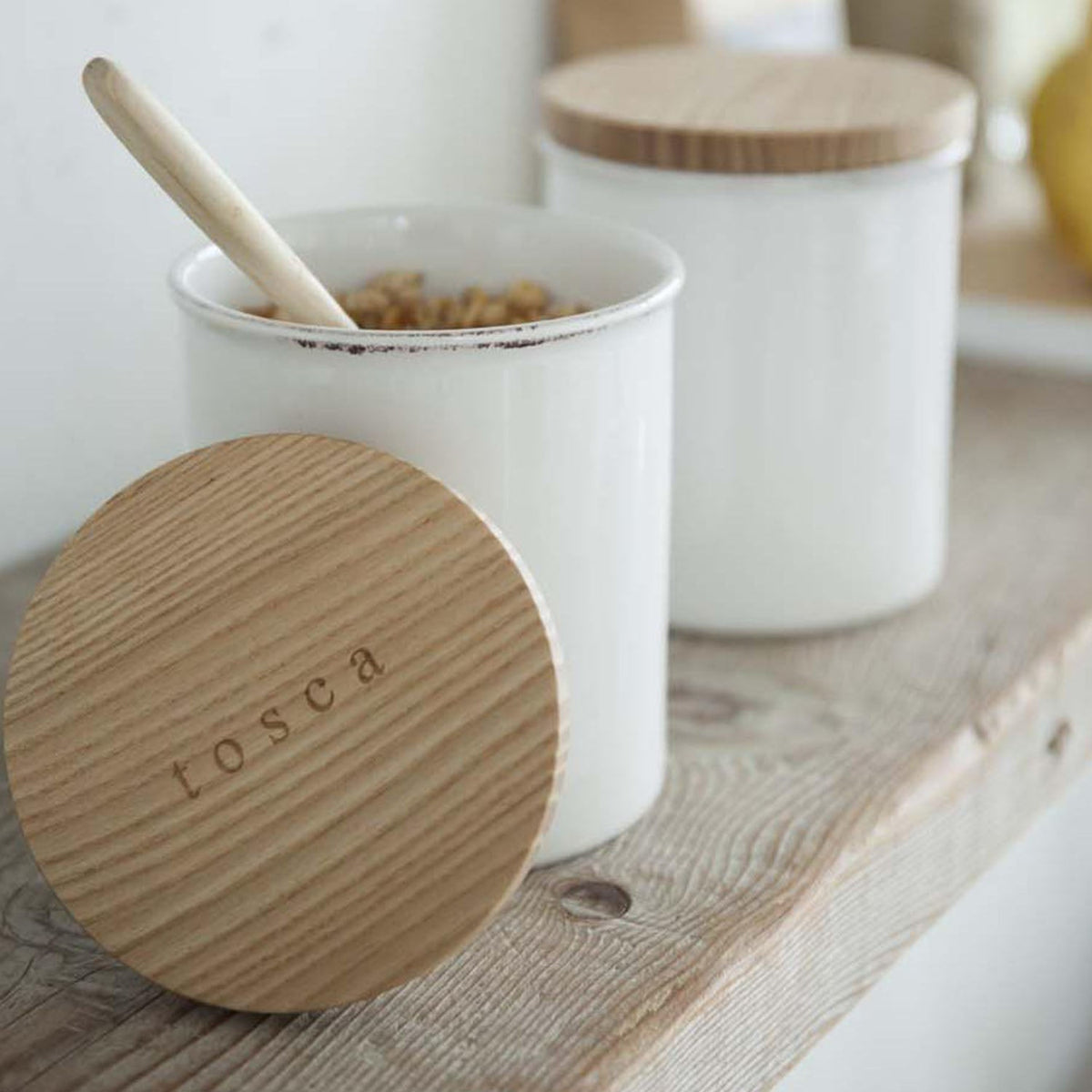 Yamazaki Tosca Ceramic Canister, 450 mL Ceramic Canister With a Natural Wood Lid in Sugar, Salt or Coffee Versions That Suit a Nordic Style Kitchen, 9.5 cm Wide, 9.5 x 9.5 x 11.5 cm and 420 g, Sugar or Salt or Coffee