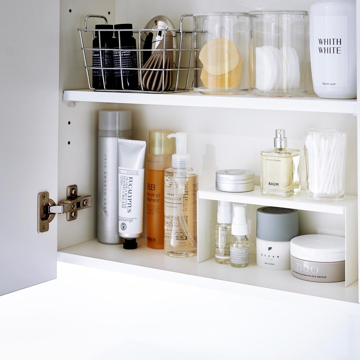 Yamazaki Tower Inside-Mirror Cabinet Storage Rack Set of 2, Set of 2 Shelf Racks for Inside a Washbasin Mirror Cabinet That Add Levels so No Space Is Wasted, Place Them by Item Height, Holds 2 kg Each, 22 x 8 x 10 cm each and 570 g, White or Black