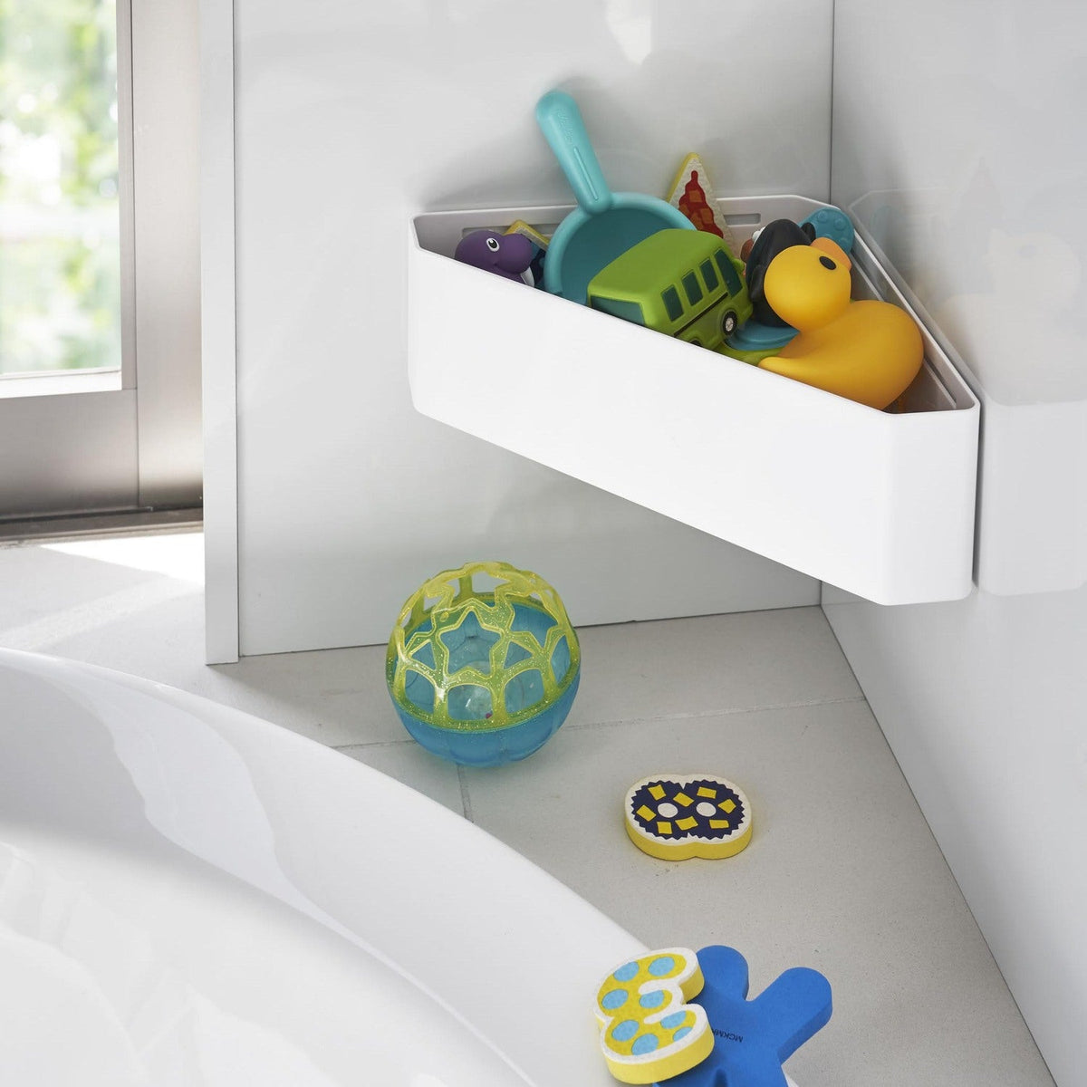 Yamazaki Tower Magnetic Bathroom Corner Toy Rack, Corner Basket That Sticks to a Steel Bathroom Corner by Magnet for Bath Toys, Many Small Holes Drain Water So the Base Does Not Go Slimy, Holds 2 kg, 33 x 18.5 x 10 cm and 475 g, White or Black