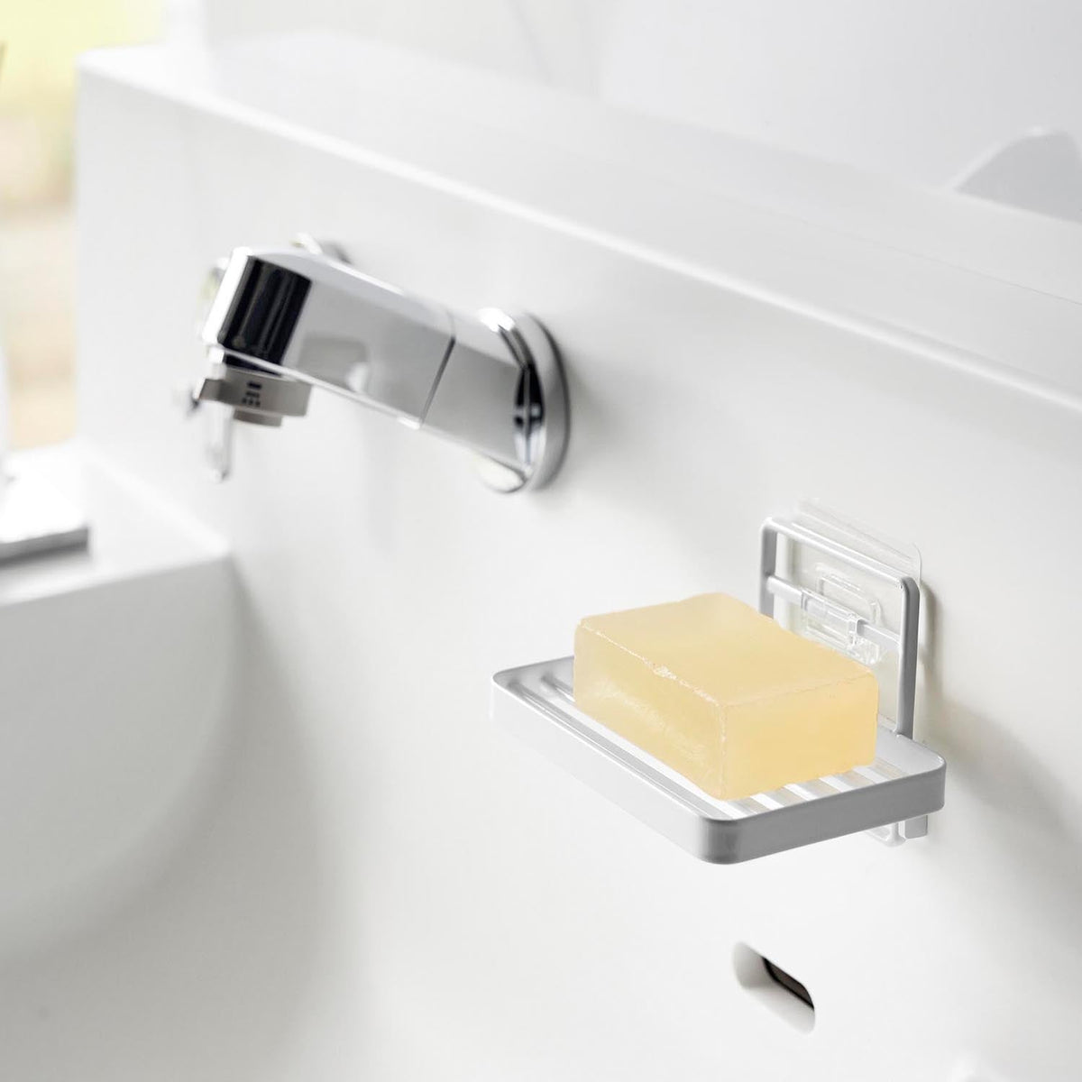 Yamazaki Tower Film-Hook Soap Tray, Soap Tray on a Film Hook That Floats a Bar of Soap on a Tile Wall With a Slitted Base That Drains Water So It Stays Slime-Free, Holds 500 g, 12 x 8.5 x 7.8 cm and 200 g, White or Black