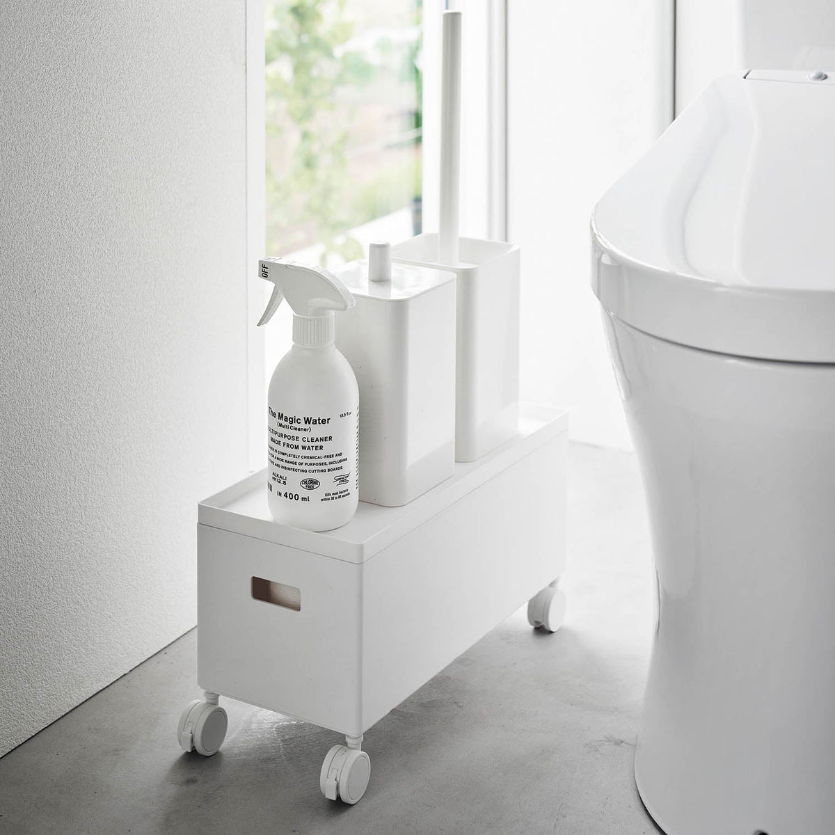 Yamazaki Tower Storage Box Wagon with Lid S, 6 L Slim Storage Box on Casters With a Lid That Hides Contents and Keeps Dust Out, Stacks, Holds 10 kg Including the Lid, Heat Safe to 160 C, 15.5 x 35 x 19 cm and 740 g, White or Black