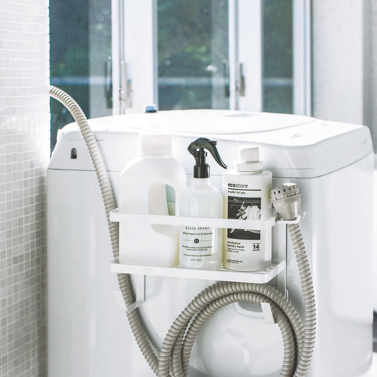 Yamazaki Tower Magnetic Washer-Side Rack with Hose Holder, Rack That Sticks to the Side of a Steel Washing Machine by Strong Magnet for Detergent and Supplies, Hose Holder Hangs the Water Hose, Holds 2.5 kg, 28 x 12 x 18.5 cm and 900 g, White or Black