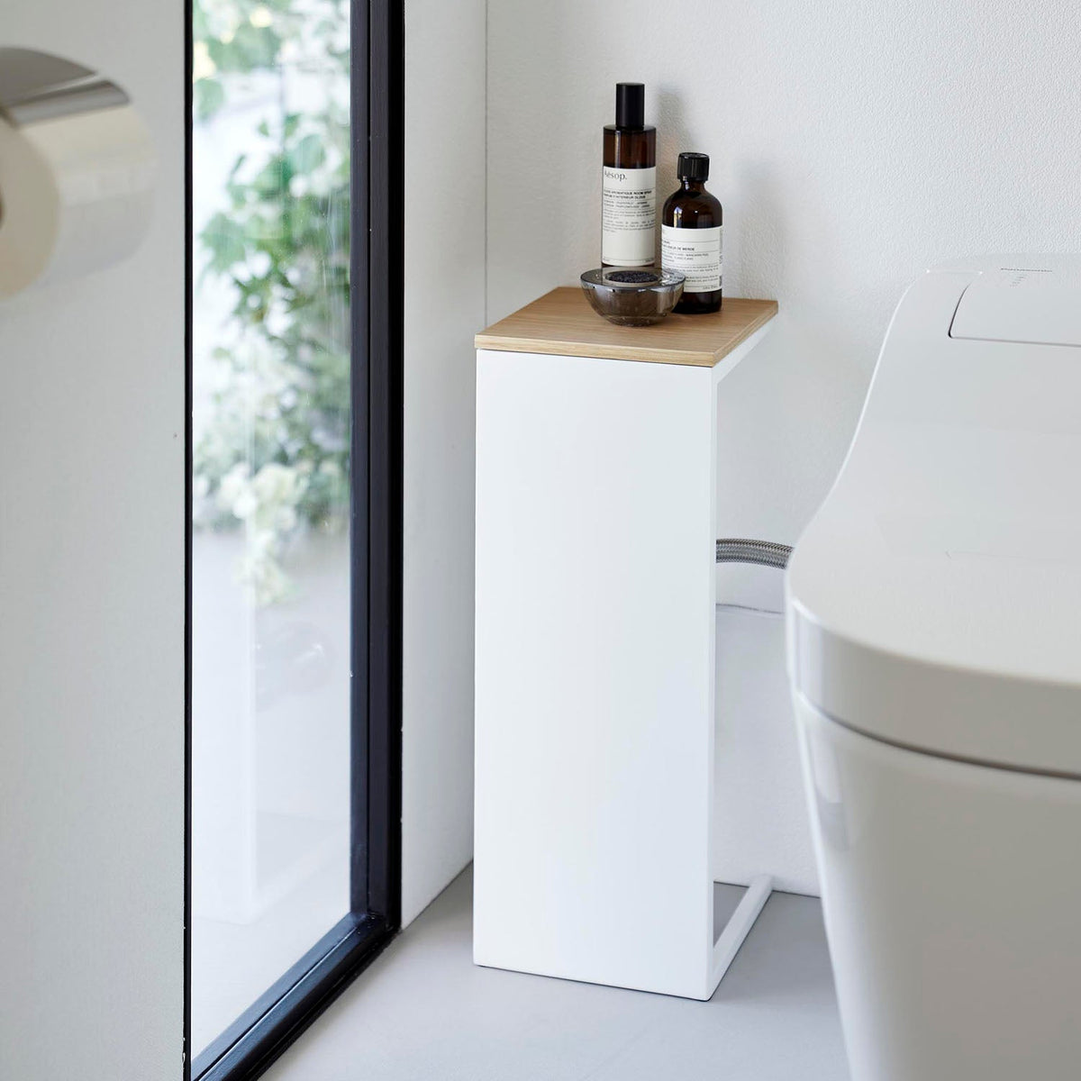 Yamazaki Tower Hidden Toilet Pipe Cover, Slim Cover That Hides Untidy Toilet Pipes and Power Cords, Suits Pipes From the Floor or the Wall, 18 cm Wide With a Wood Top, Holds 1.5 kg, 18 x 20 x 47.2 cm and 1300 g, White or Black
