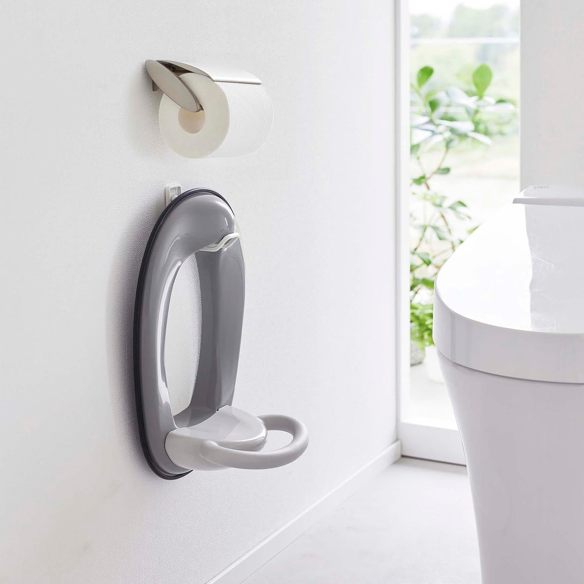 Yamazaki Tower Wall-Mounted Toilet Supplies Hook, Small Wall Hook That Floats a Spray Bottle and Hangs a Toilet Brush on the Extra Hook, Plasterboard Pins Included, Holes Hard to See, Holds 750 g, 3 x 9 x 7.5 cm and 55 g, White