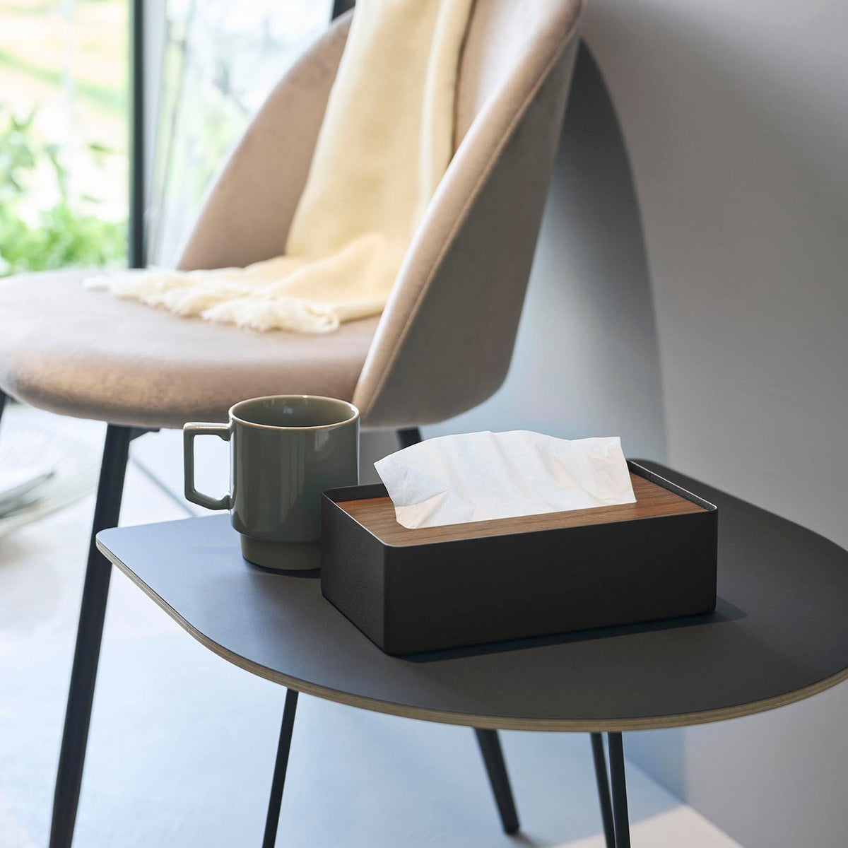 Yamazaki Rin Compact Lidded Soft-Pack Tissue Case, Compact Steel Case with a Wood Lid for Soft-Pack Tissue up to 150 Sets, 21 x 11 x 6.1 cm and 650 g, Brown or Natural