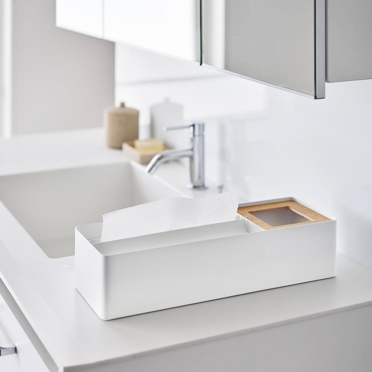 Yamazaki Tower Paper Towel and Dust Organizer with Wood Lid, Long Steel Box for Paper Towels or Tissue with a Built-In Dust Bin and Wood Lid, Body 39.5 x 13.1 x 11.2 cm; inner box 12.6 x 12.6 x 7.7 cm and 1850 g, White or Black