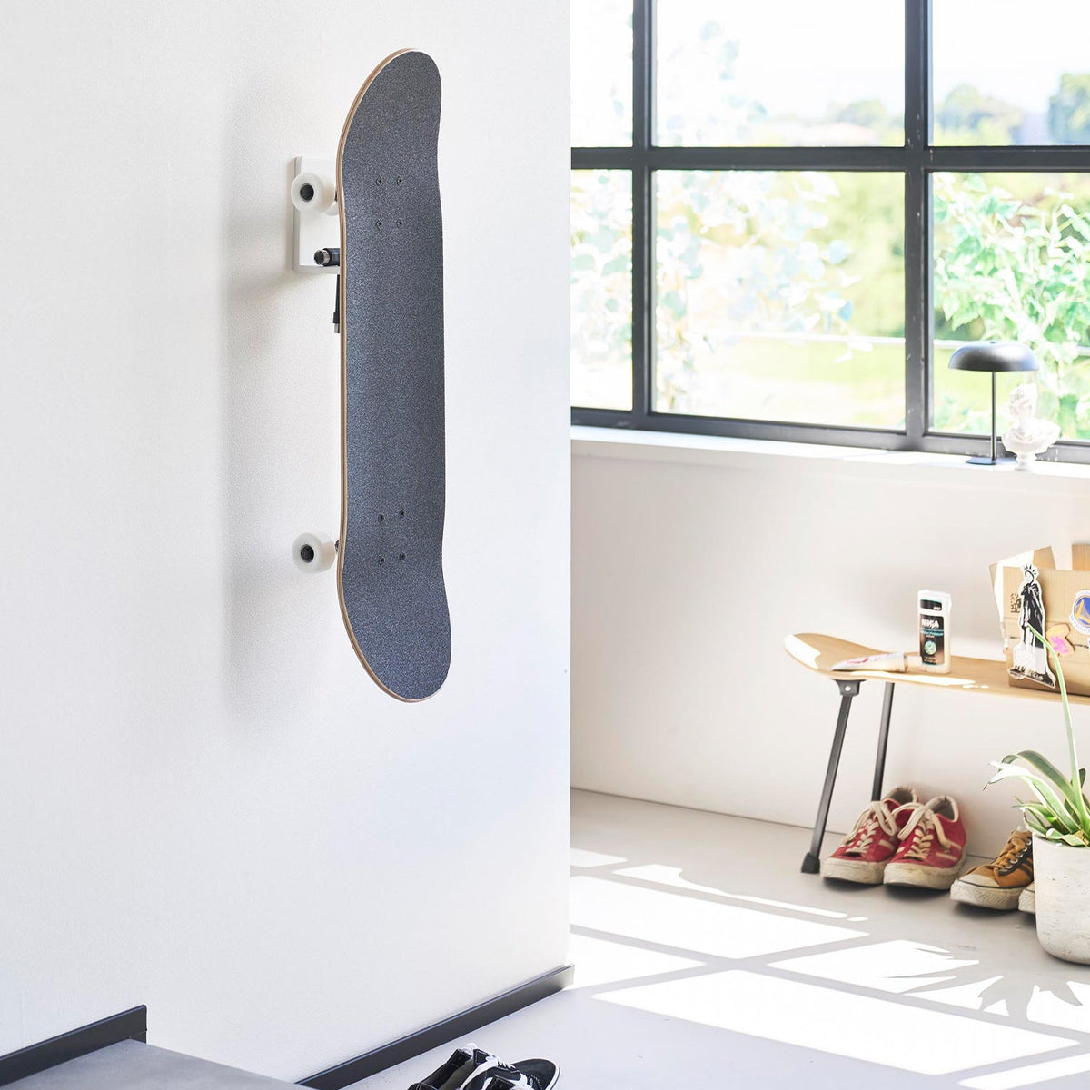 Yamazaki Tower Wall-Mounted Skateboard Holder, Wall Bracket that Hangs a Skateboard Up Off the Wall as a Display, Pins and Screws Included, 9 x 10.4 x 14.5 cm and 420 g, White or Black