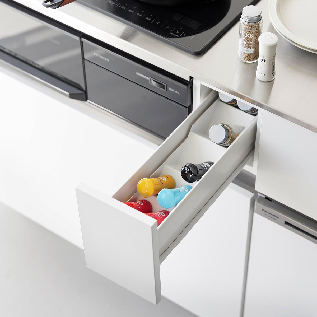 Yamazaki Tower Spice Rack for a Drawer Beside the Hob, Slanted Steel Spice Rack That Fits a Drawer Beside the Hob, 8.3 x 41.1 x 5.9 cm and 600 g, White or Black