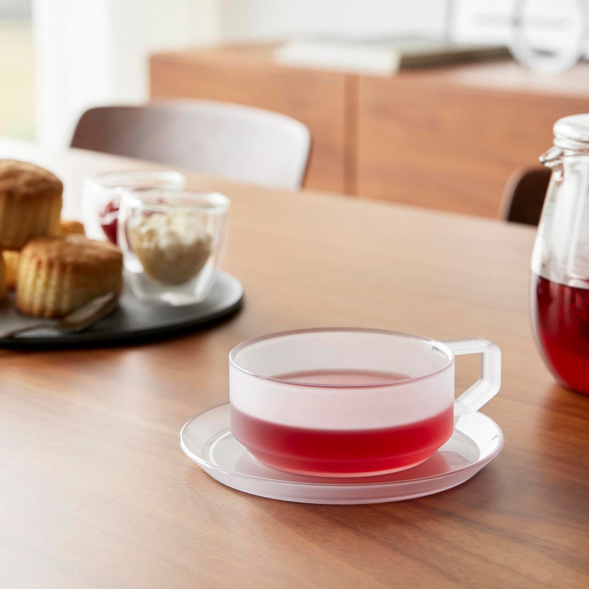 Yamazaki Tower Shatter-Resistant Teacup and Saucer, Tough Copolyester Teacup and Saucer Set that Resists Breakage, Stackable, 270 mL, Dishwasher Safe, Cup 9.8 x 12.3 x 4.3 cm; saucer 14.3 x 14.3 x 1.2 cm and 120 g, White or Black