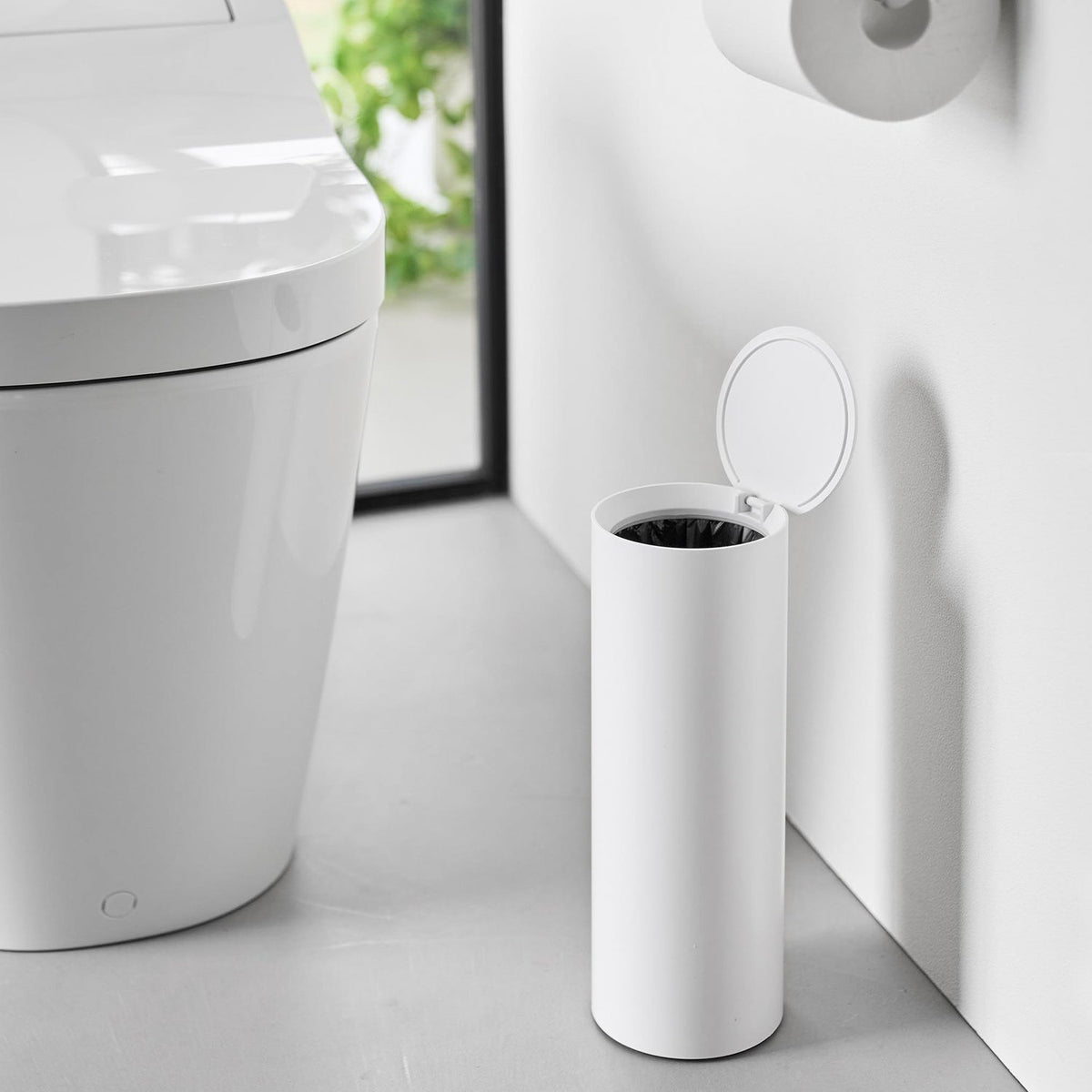 Yamazaki Tower Round Toilet Pot, Slim Round Sanitary Waste Pot with a 1.65 L Inner Box, 10.9 x 10.9 x 30.5 cm and 495 g, White or Black