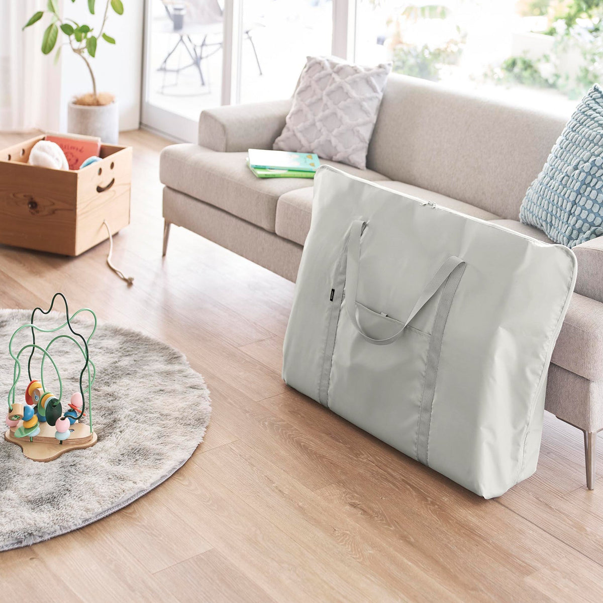 Yamazaki Tower Nap Futon Bag, Water-Repellent Carry Bag for a Child's Nap Futon up to 70 x 120 cm, 40 x 23.5 x 5 cm folded; 94 x 65 cm bag body and 480 g, Light Grey or Black