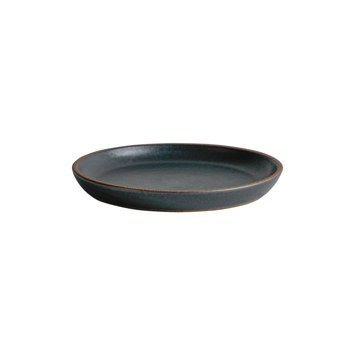 KINTO TERRA Earthenware Plate 180 mm, TERRA Earthenware Plate 180 mm in Beige or Black, Microwave, oven-safe up to 300 degrees c and dishwasher safe, Made in Japan, 18 x 18 x 2 cm and 320 g, Beige or Black