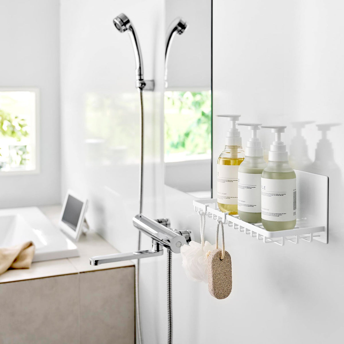 Yamazaki Tower Magnet Bathroom Wire Tray M, Wall Wire Tray with 2 Hooks for Bathroom Bottles, Sticks to Steel, 31 x 12 x 12 cm and 850 g, White or Black