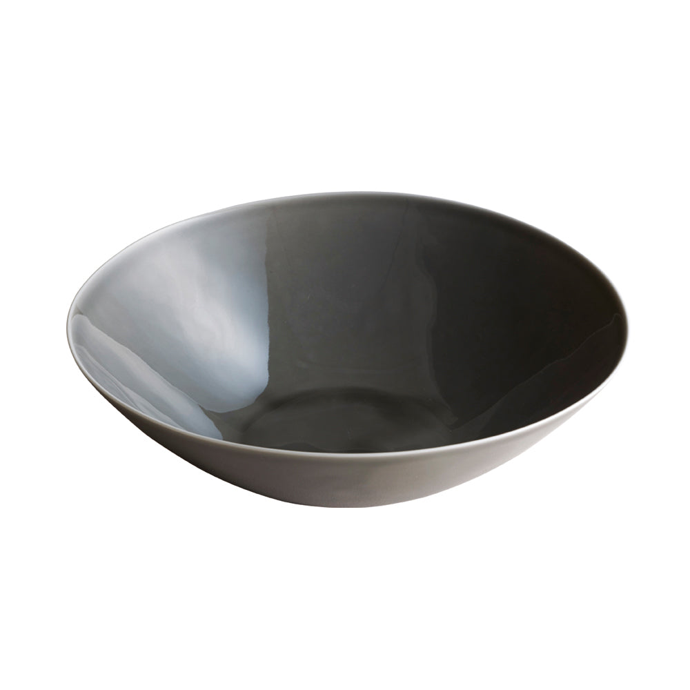 KINTO ATELIER TETE Porcelain Deep Plate 250 mm, ATELIER TETE Porcelain Deep Plate 250 mm in Off White, Light Grey or Pink Beige, Microwave and dishwasher safe, Made in Japan, 25 x 25 x 7.5 cm and 550 g, Off White or Light Grey or Pink Beige
